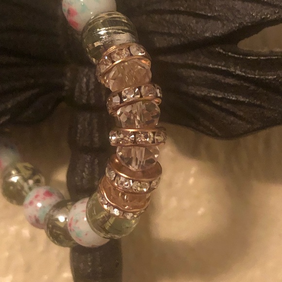 Sparkly Stretch Bracelet - Picture 4 of 4